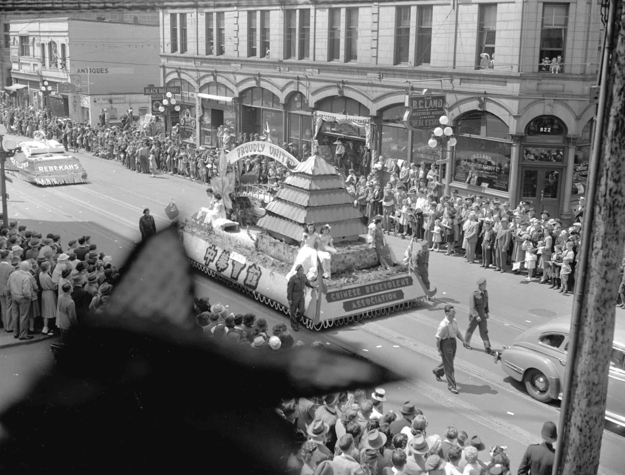 Chinese Benevolent Association float at the Empire Day Parade in 1946. Source: City of Vancouver Archives 586-4343.