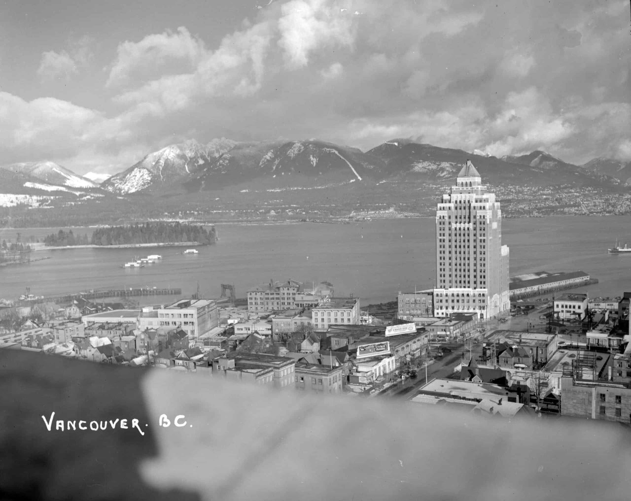 The Marine Building standing out in the Vancouver skyline. City of Vancouver Archives, CVA 298-03.