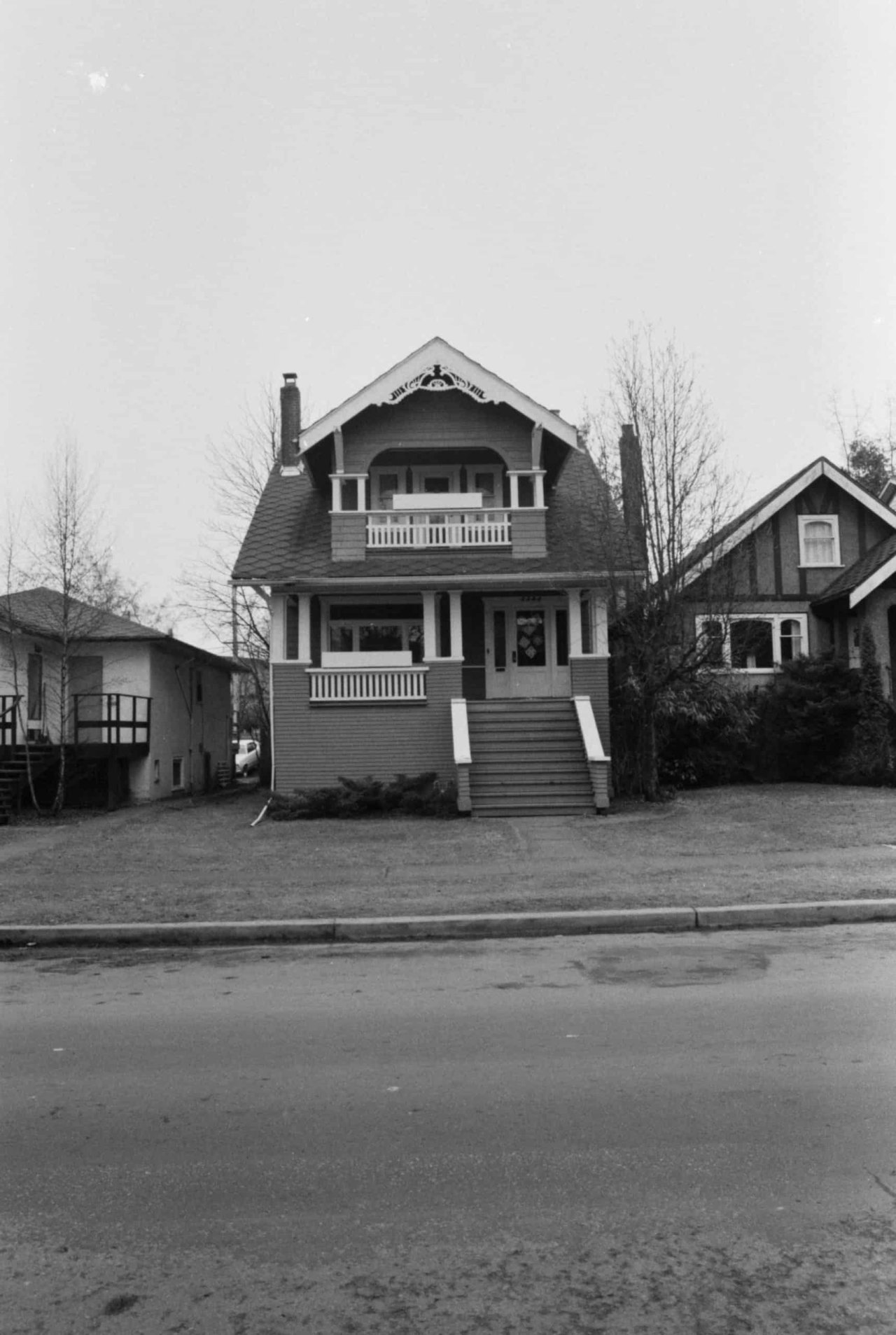4444 W 12th Ave in the 1980s. City of Vancouver Archives, CVA 790-1925.