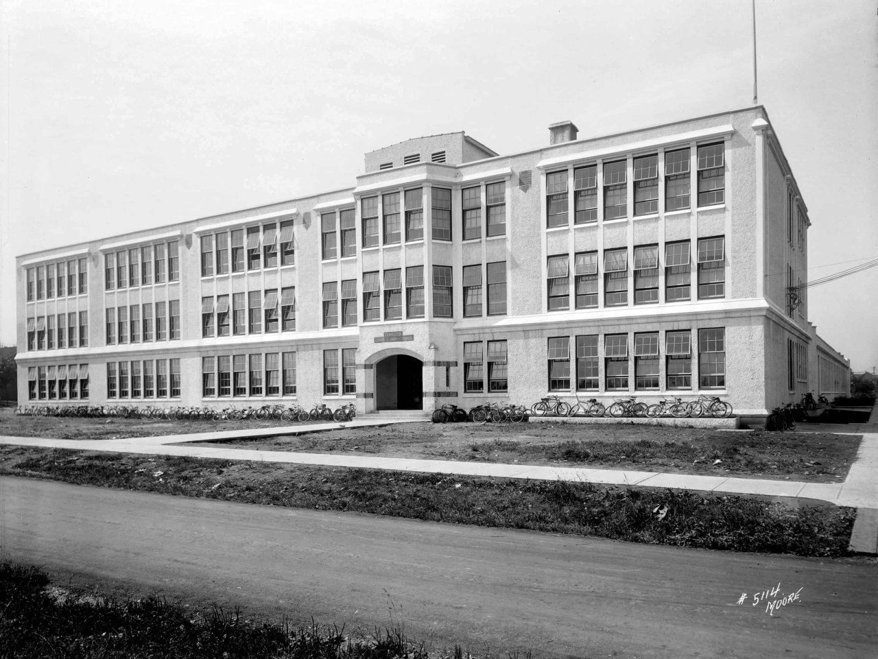 Templeton Junior High School in 1927. Source: City of Vancouver Archives Sch N43