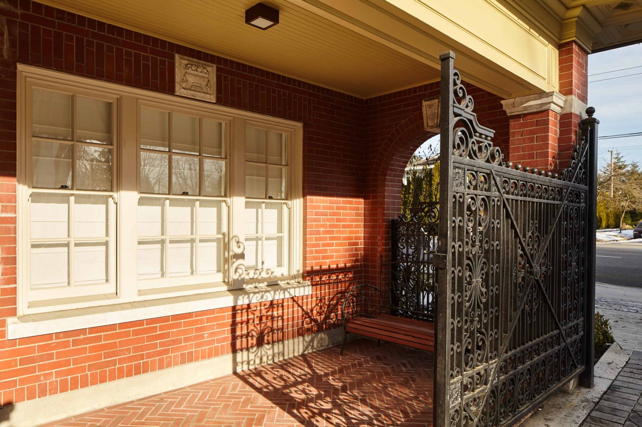 Detail of Shannon Estate Gate House. Photo Credit: Martin Knowles Photo/Media