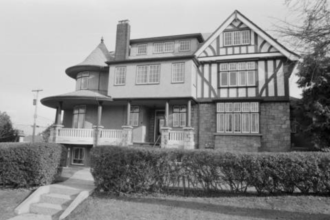 1592 Trafalgar St 1985-CVA790-1466_141