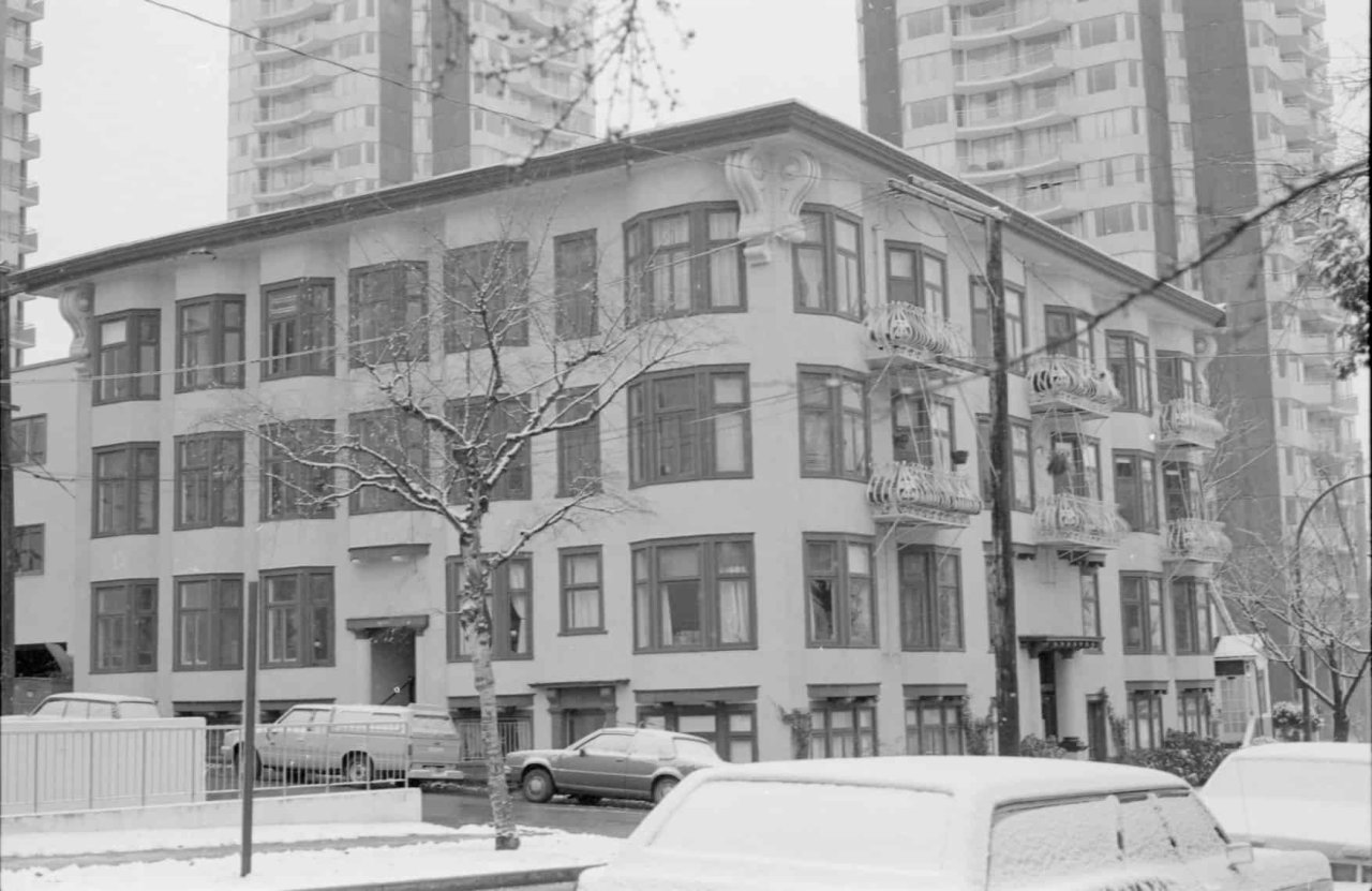 1306 Bidwell Street in the 1980s. City of Vancouver Archives, CVA 791-0243.