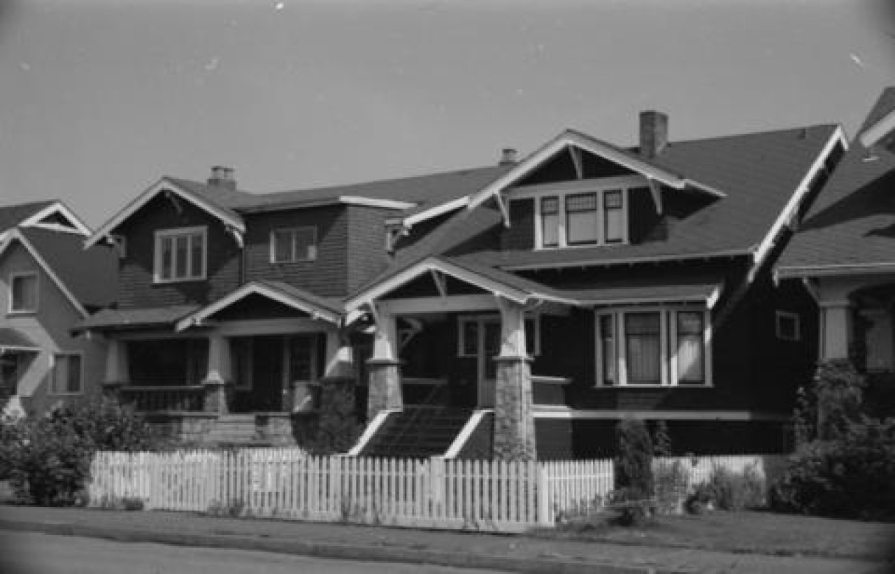 3435 West 3rd Avenue c. 1978

Source: City of Vancouver Archives Item : CVA 786-21.13 - 3435 W. 3rd Avenue