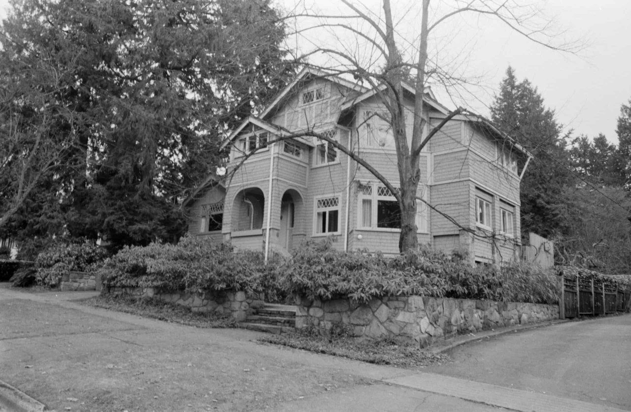 6450 Elm Street in the 1980s. City of Vancouver Archives, CVA 790-2234.