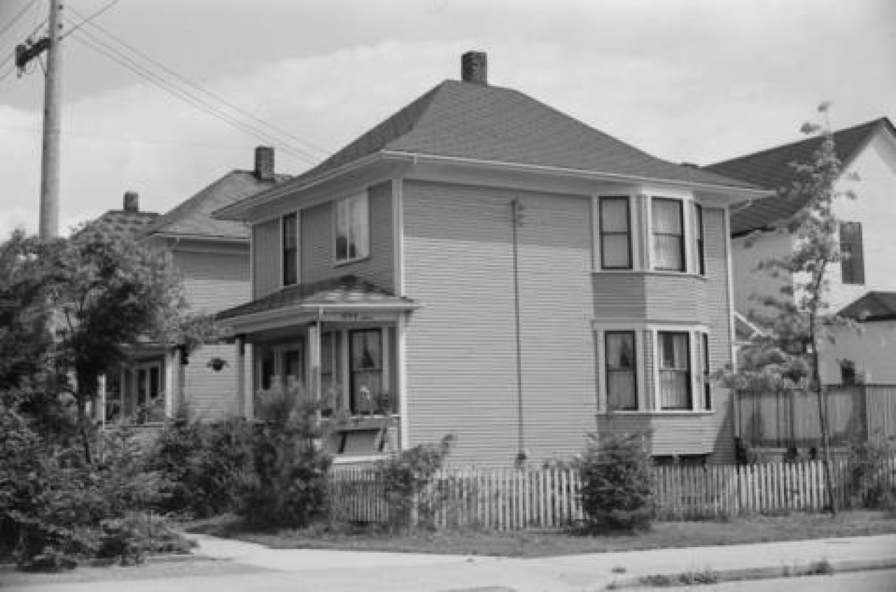 644 Hawks Ave in 1978. Source: City of Vancouver Archives 786-48.33